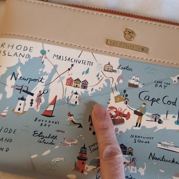 Spartina 449 Wristlet Featuring A Map Of The Northeastern Harbors - Picture 4 of 10